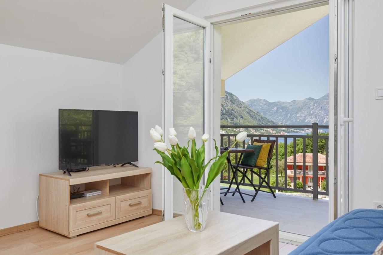 Peaceful Sunhill Apartments Котор Экстерьер фото