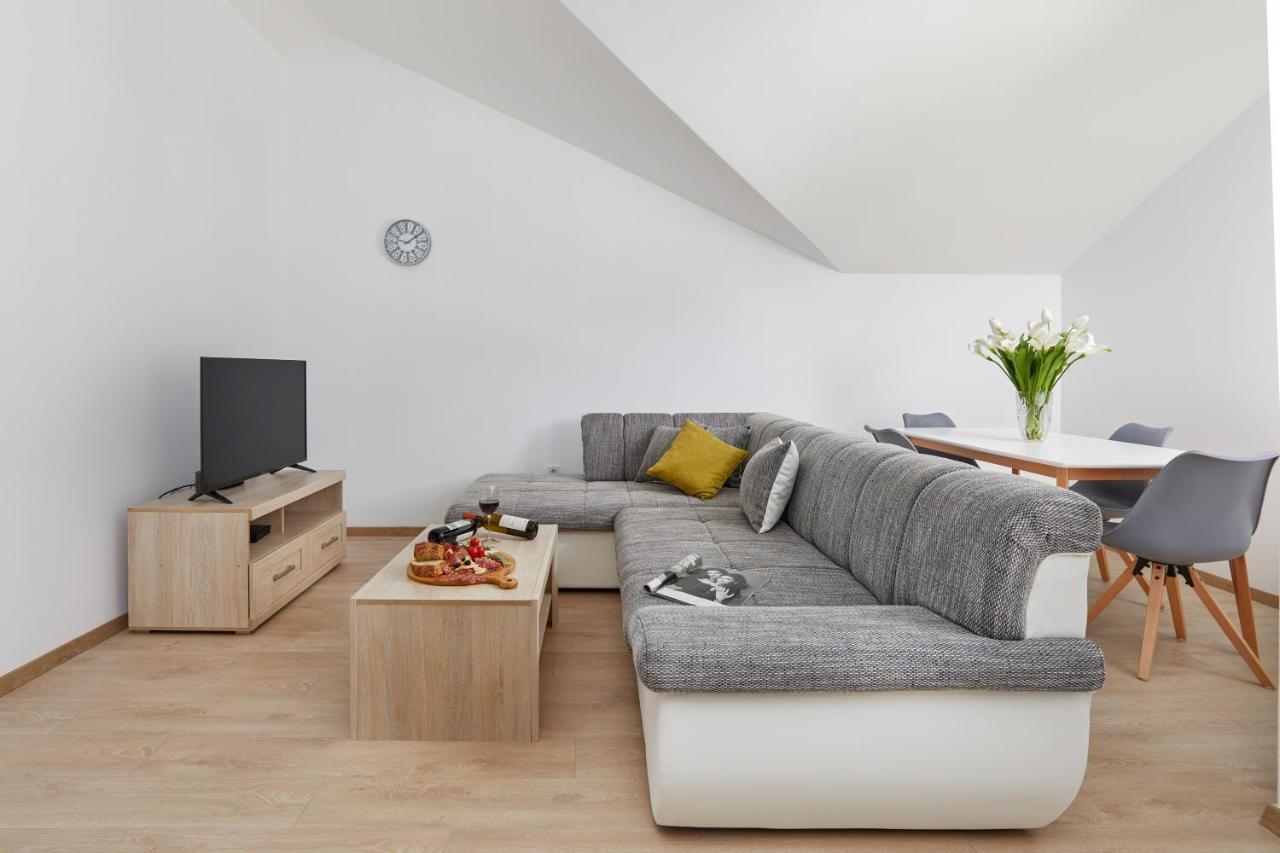 Peaceful Sunhill Apartments Котор Экстерьер фото