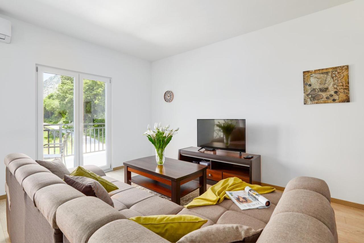 Peaceful Sunhill Apartments Котор Экстерьер фото