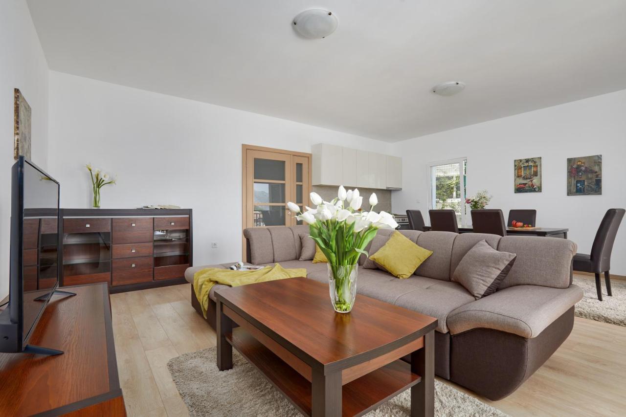 Peaceful Sunhill Apartments Котор Экстерьер фото