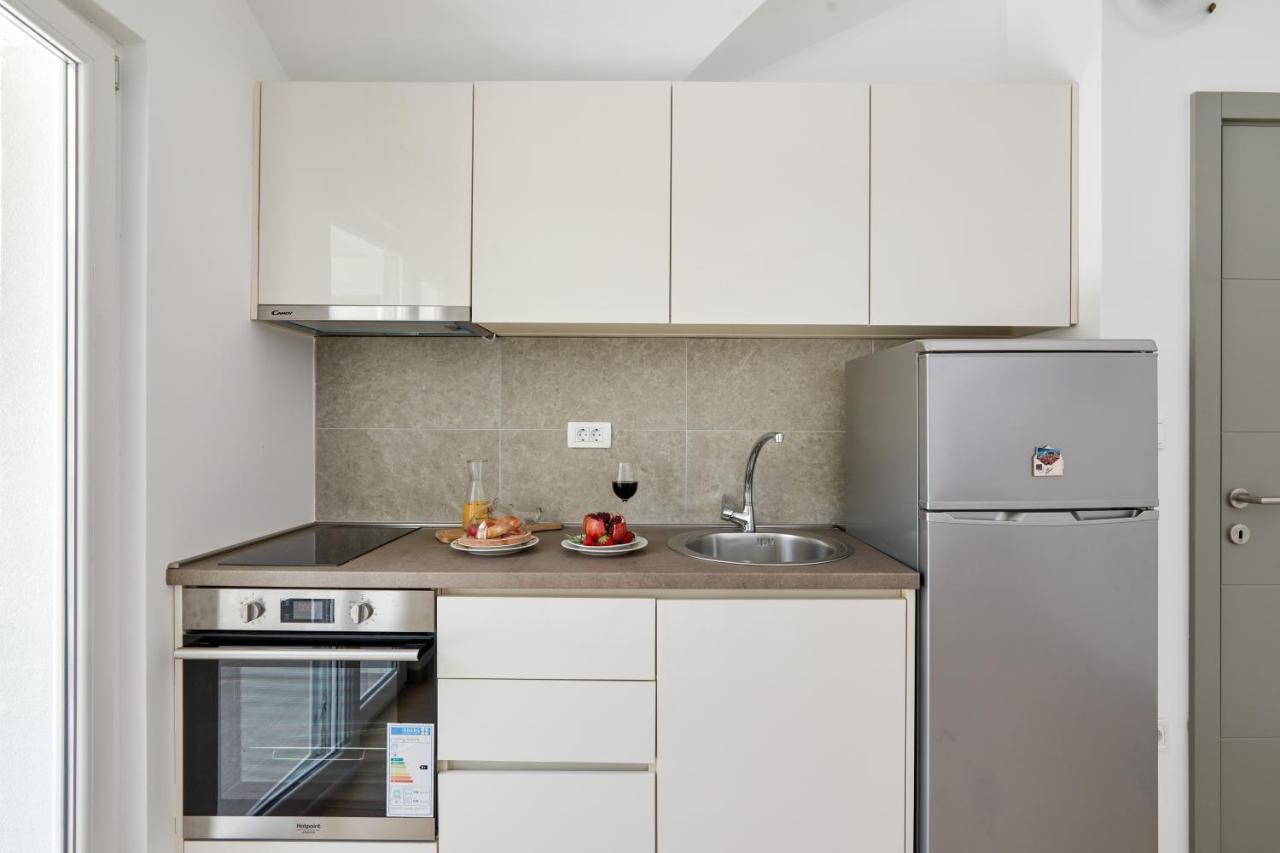 Peaceful Sunhill Apartments Котор Экстерьер фото